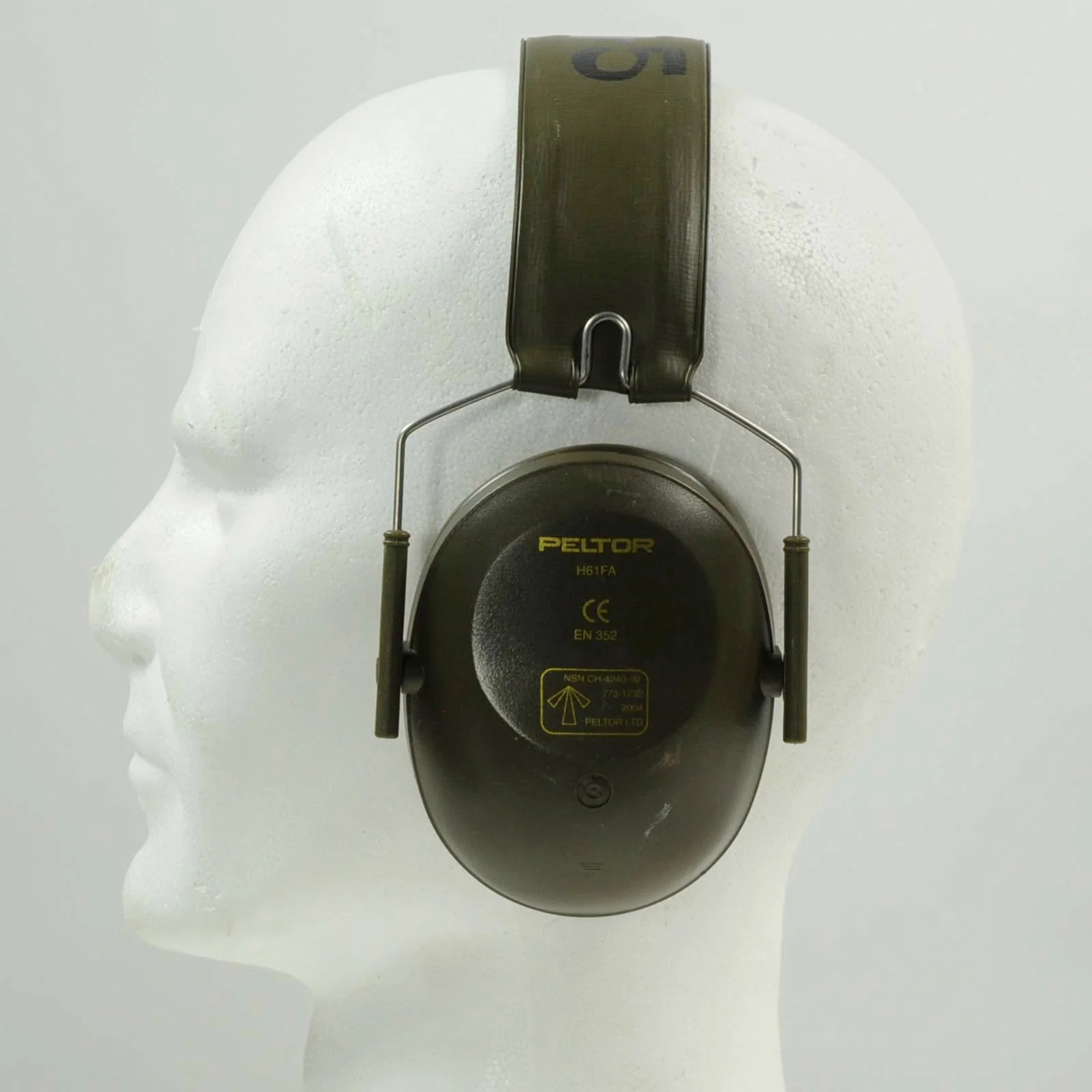 Peltor 3M Bullseye I Ear Defenders - Image 3